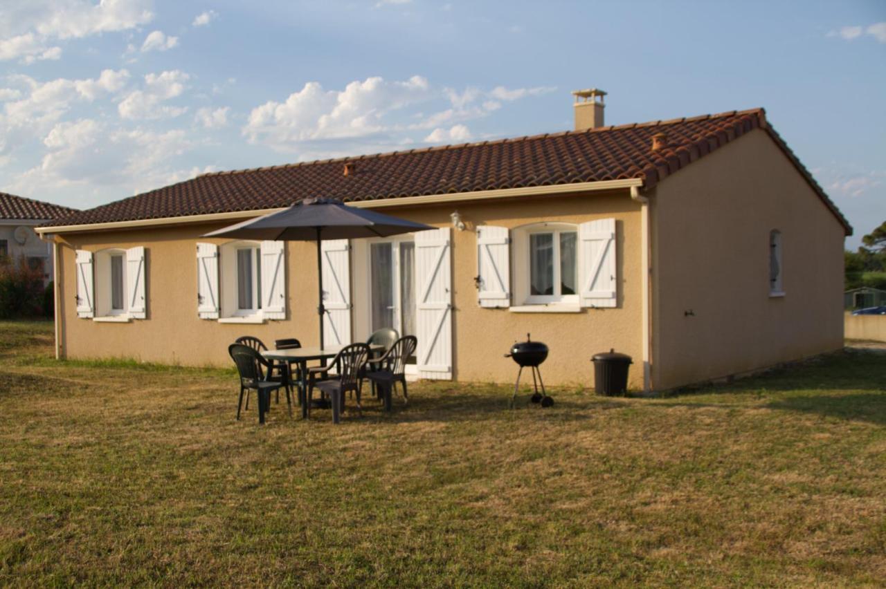 Villa Les Lauriers De Lomagne Lavit Esterno foto